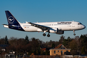 Lufthansa Airbus A320-214 (D-AIZE) at  Hamburg - Fuhlsbuettel (Helmut Schmidt), Germany