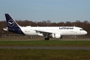 Lufthansa Airbus A320-214 (D-AIZE) at  Hamburg - Fuhlsbuettel (Helmut Schmidt), Germany