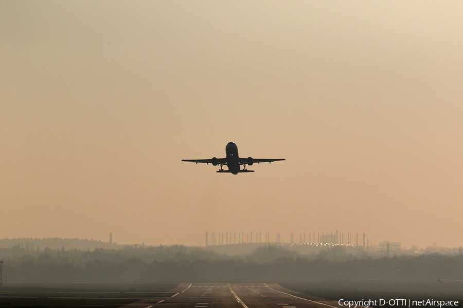 Lufthansa Airbus A320-214 (D-AIZF) | Photo 145653