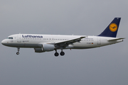 Lufthansa Airbus A320-214 (D-AIZF) at  Hamburg - Fuhlsbuettel (Helmut Schmidt), Germany