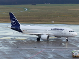 Lufthansa Airbus A320-214 (D-AIZG) at  Cologne/Bonn, Germany