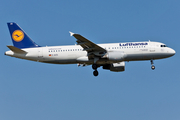 Lufthansa Airbus A320-214 (D-AIZG) at  Frankfurt am Main, Germany