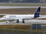 Lufthansa Airbus A320-214 (D-AIZG) at  Munich, Germany