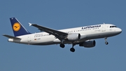 Lufthansa Airbus A320-214 (D-AIZH) at  Dusseldorf - International, Germany