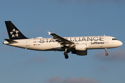 Lufthansa Airbus A320-214 (D-AIZH) at  Hamburg - Fuhlsbuettel (Helmut Schmidt), Germany