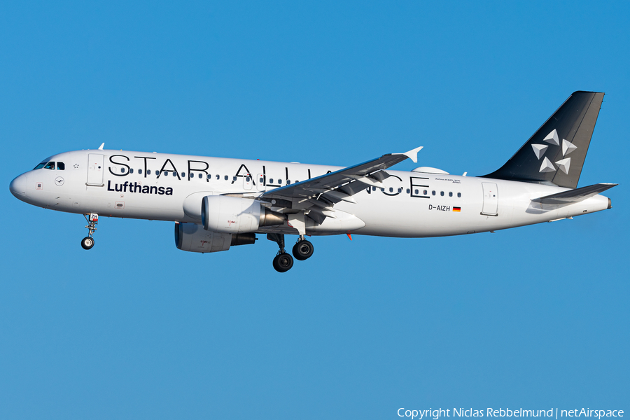 Lufthansa Airbus A320-214 (D-AIZH) | Photo 368441