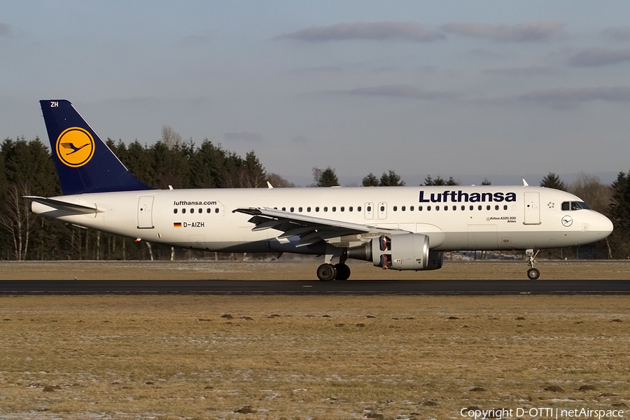 Lufthansa Airbus A320-214 (D-AIZH) | Photo 400053