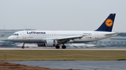 Lufthansa Airbus A320-214 (D-AIZI) at  Dusseldorf - International, Germany