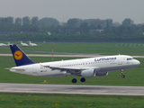 Lufthansa Airbus A320-214 (D-AIZI) at  Dusseldorf - International, Germany