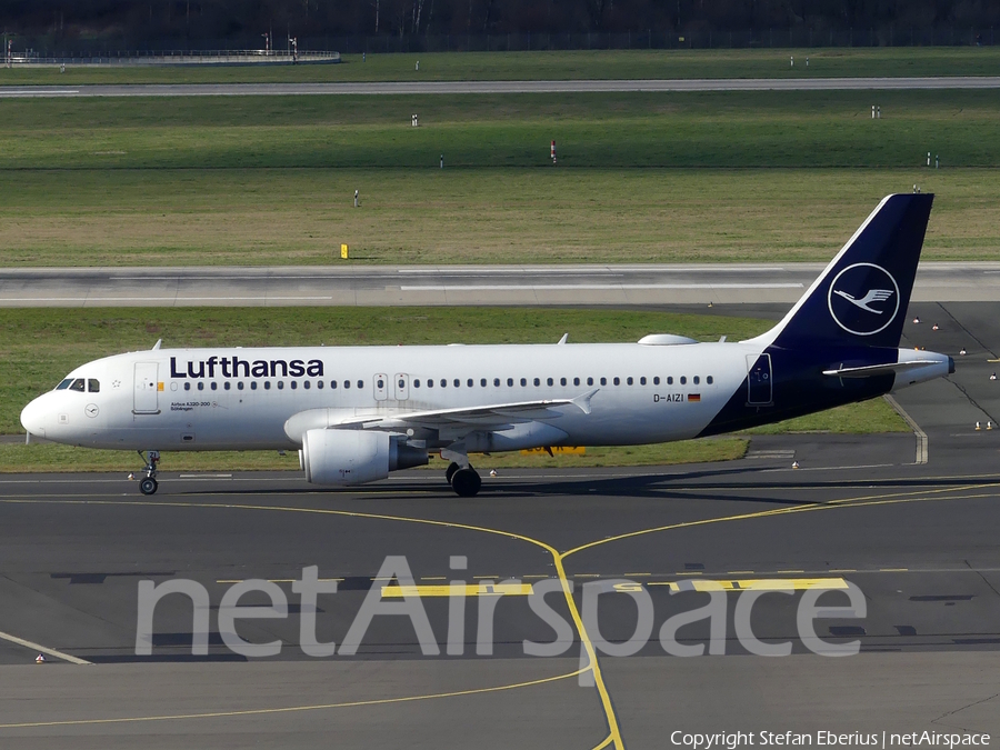 Lufthansa Airbus A320-214 (D-AIZI) | Photo 554247
