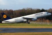 Lufthansa Airbus A320-214 (D-AIZI) at  Hamburg - Fuhlsbuettel (Helmut Schmidt), Germany