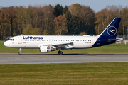 Lufthansa Airbus A320-214 (D-AIZI) at  Hamburg - Fuhlsbuettel (Helmut Schmidt), Germany