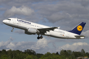 Lufthansa Airbus A320-214 (D-AIZI) at  Hamburg - Fuhlsbuettel (Helmut Schmidt), Germany