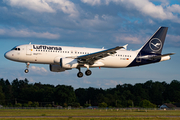 Lufthansa Airbus A320-214 (D-AIZI) at  Hamburg - Fuhlsbuettel (Helmut Schmidt), Germany