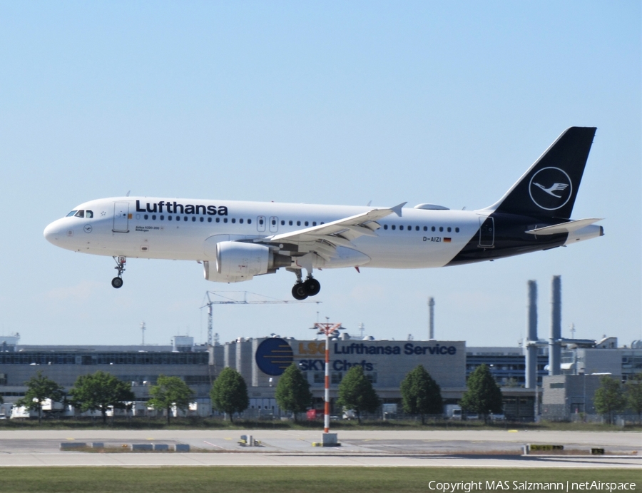 Lufthansa Airbus A320-214 (D-AIZI) | Photo 388764
