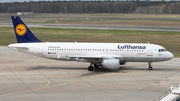 Lufthansa Airbus A320-214 (D-AIZI) at  Berlin - Tegel, Germany