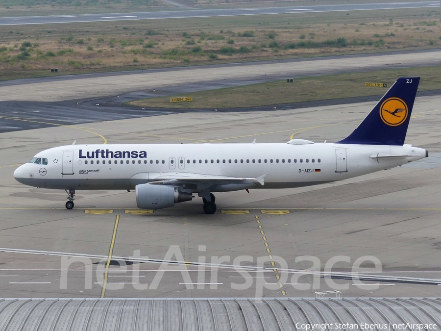 Lufthansa Airbus A320-214 (D-AIZJ) | Photo 262986
