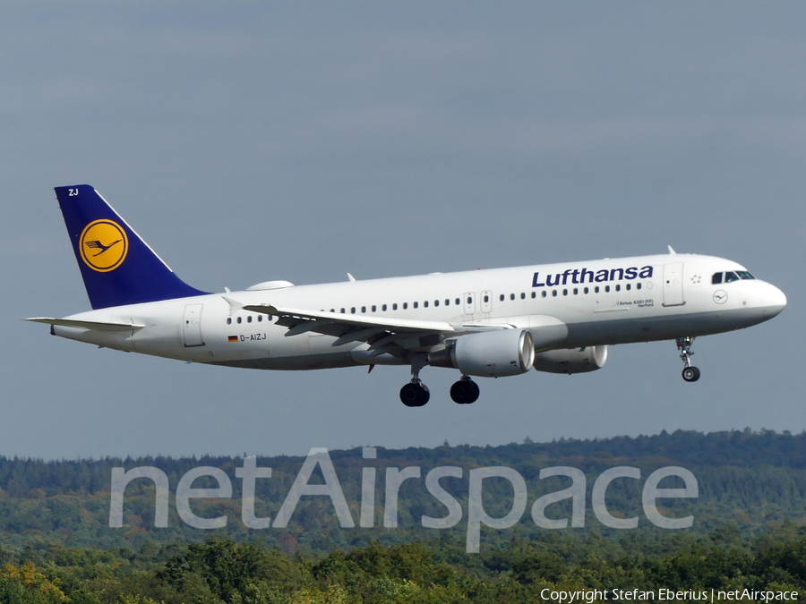 Lufthansa Airbus A320-214 (D-AIZJ) | Photo 529931