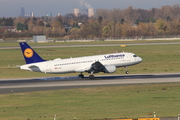 Lufthansa Airbus A320-214 (D-AIZJ) at  Dusseldorf - International, Germany