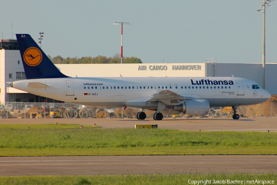 Lufthansa Airbus A320-214 (D-AIZJ) | Photo 138584