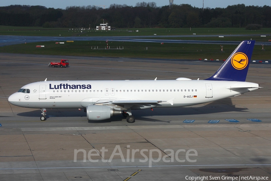 Lufthansa Airbus A320-214 (D-AIZJ) | Photo 158170