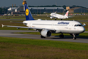 Lufthansa Airbus A320-214 (D-AIZJ) at  Hamburg - Fuhlsbuettel (Helmut Schmidt), Germany