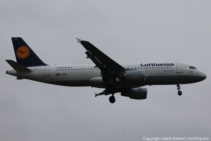 Lufthansa Airbus A320-214 (D-AIZL) | Photo 140257