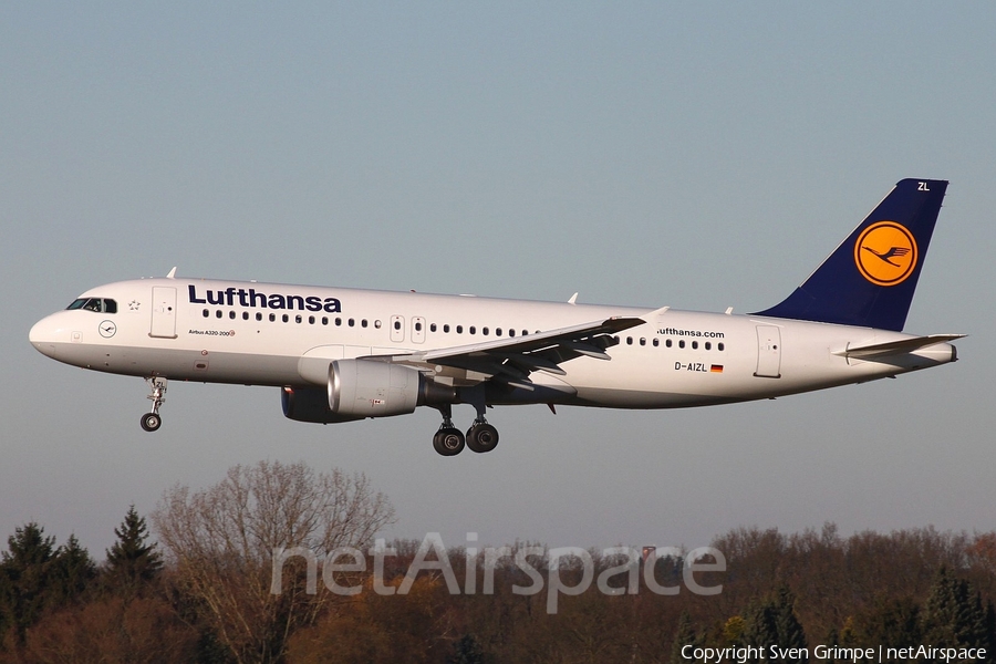 Lufthansa Airbus A320-214 (D-AIZL) | Photo 15173
