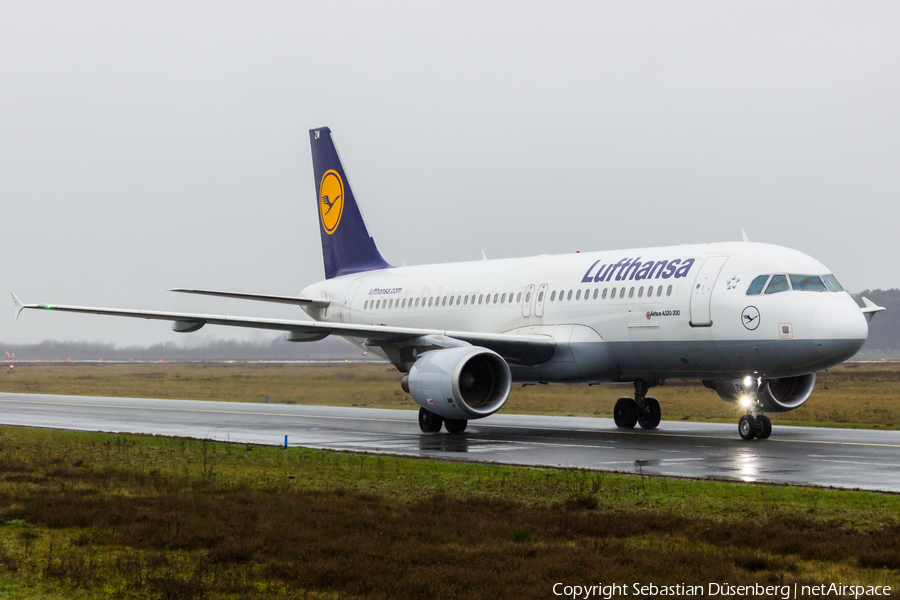 Lufthansa Airbus A320-214 (D-AIZM) | Photo 217452