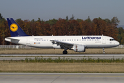 Lufthansa Airbus A320-214 (D-AIZM) at  Frankfurt am Main, Germany