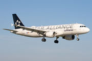 Lufthansa Airbus A320-214 (D-AIZM) at  Hamburg - Fuhlsbuettel (Helmut Schmidt), Germany