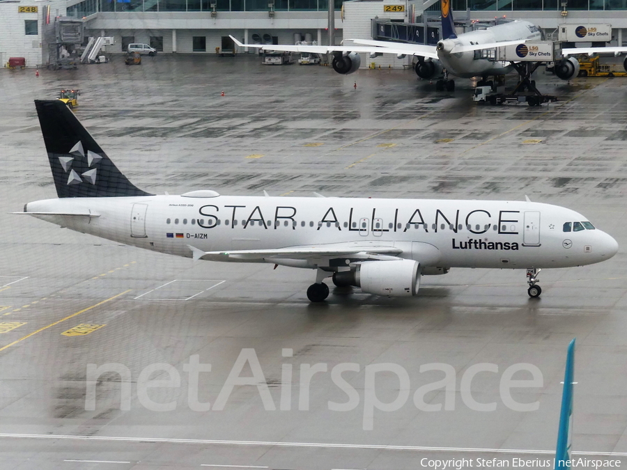 Lufthansa Airbus A320-214 (D-AIZM) | Photo 364471