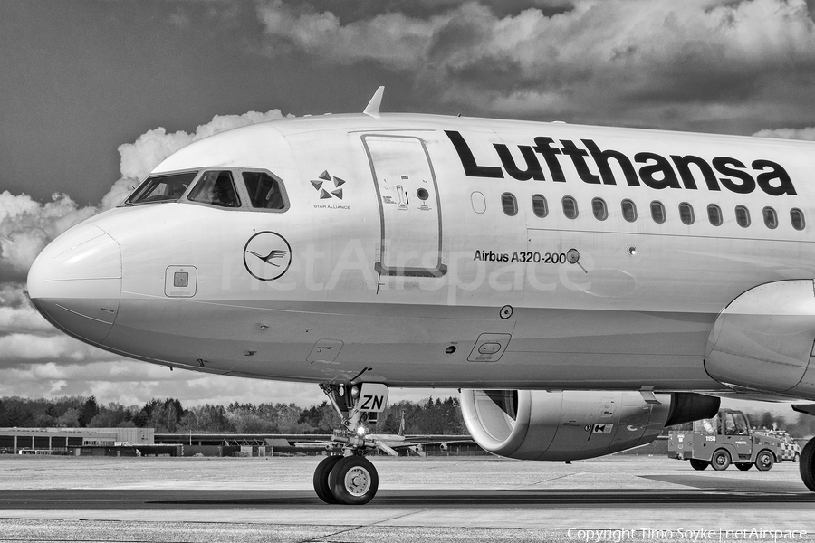 Lufthansa Airbus A320-214 (D-AIZN) | Photo 105861