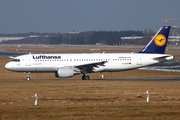 Lufthansa Airbus A320-214 (D-AIZN) at  Hamburg - Fuhlsbuettel (Helmut Schmidt), Germany