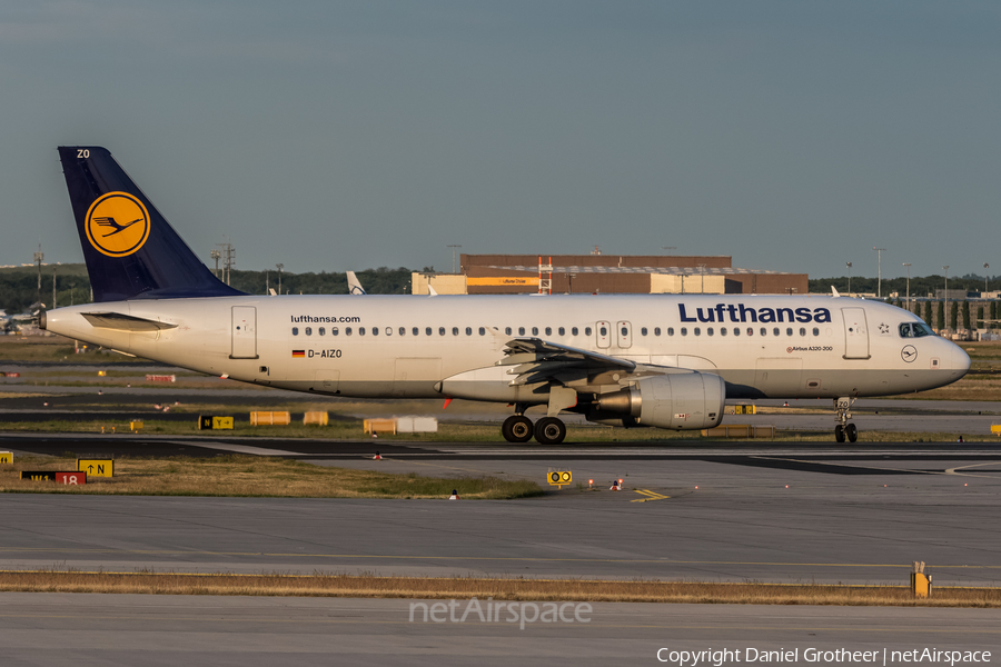 Lufthansa Airbus A320-214 (D-AIZO) | Photo 88703