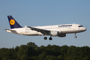 Lufthansa Airbus A320-214 (D-AIZO) at  Hamburg - Fuhlsbuettel (Helmut Schmidt), Germany