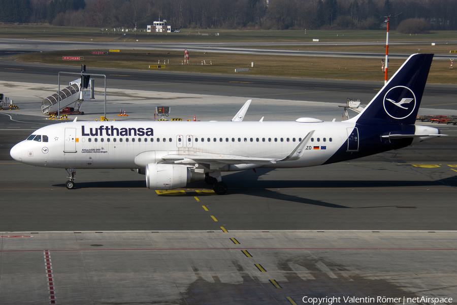 Lufthansa Airbus A320-214 (D-AIZO) | Photo 500934