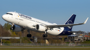 Lufthansa Airbus A320-214 (D-AIZO) at  Hamburg - Fuhlsbuettel (Helmut Schmidt), Germany