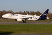 Lufthansa Airbus A320-214 (D-AIZO) at  Hamburg - Fuhlsbuettel (Helmut Schmidt), Germany