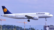 Lufthansa Airbus A320-214 (D-AIZO) at  Krakow - Pope John Paul II International, Poland