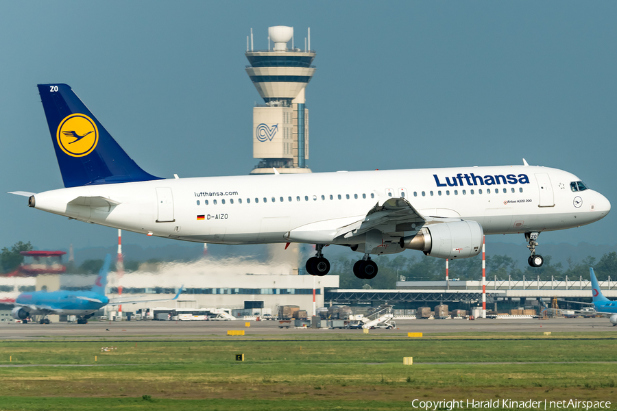 Lufthansa Airbus A320-214 (D-AIZO) | Photo 301276