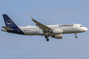 Lufthansa Airbus A320-214 (D-AIZP) at  Frankfurt am Main, Germany