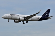 Lufthansa Airbus A320-214 (D-AIZP) at  Frankfurt am Main, Germany