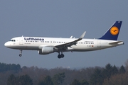 Lufthansa Airbus A320-214 (D-AIZP) at  Hamburg - Fuhlsbuettel (Helmut Schmidt), Germany