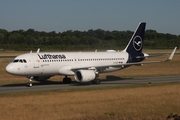 Lufthansa Airbus A320-214 (D-AIZP) at  Hamburg - Fuhlsbuettel (Helmut Schmidt), Germany