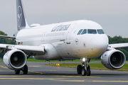 Lufthansa Airbus A320-214 (D-AIZP) at  Hamburg - Fuhlsbuettel (Helmut Schmidt), Germany