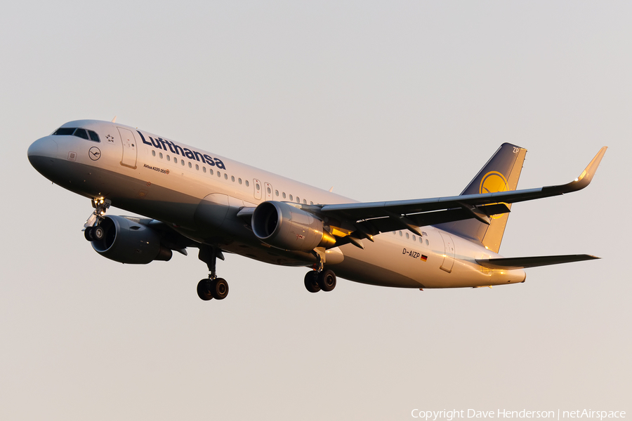 Lufthansa Airbus A320-214 (D-AIZP) | Photo 95557