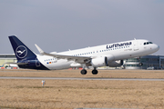 Lufthansa Airbus A320-214 (D-AIZP) at  Stuttgart, Germany