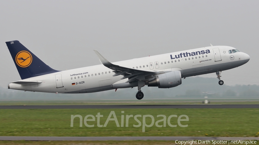 Eurowings Airbus A320-214 (D-AIZR) | Photo 216188