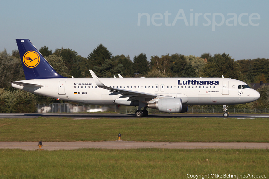 Lufthansa Airbus A320-214 (D-AIZR) | Photo 71413